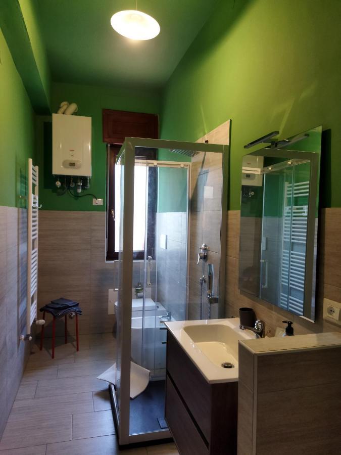 Appartamento Doppi Bagni Sei Posti Letto 비베로네 외부 사진
